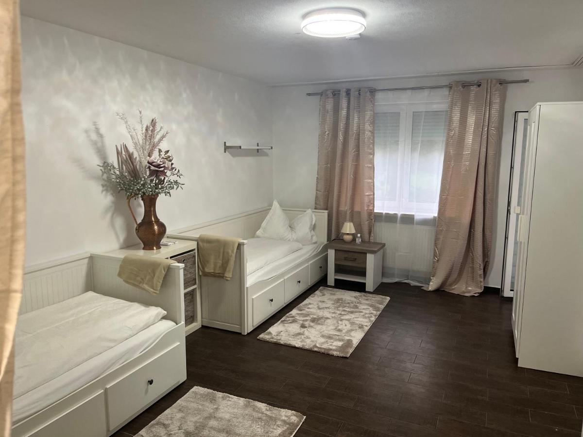 Bibis Ferienwohnung ミュンヘン エクステリア 写真